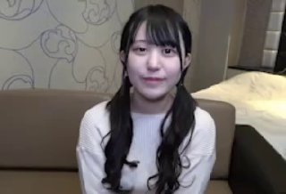 厨房掀起裙子从后面进去